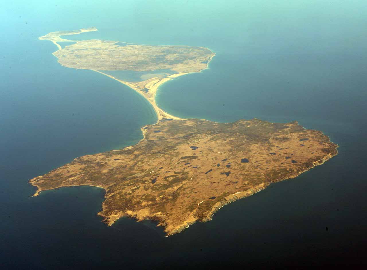 Vue aérienne de l'isthme entre Miquelon et Langlade